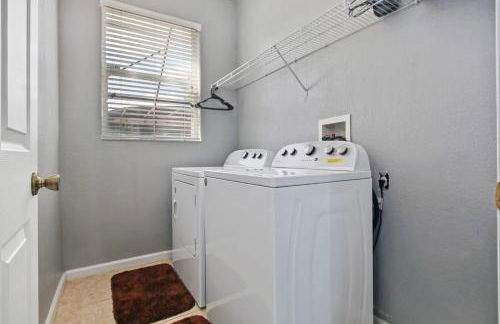 Mickey's Castle by PropertyChekker! - Foto 33