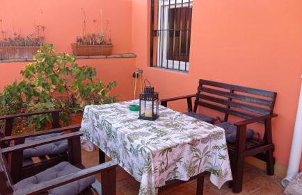 Apartamento, dos dormitorios, tipo ático cerca del centro - Foto 1