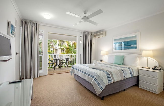 Sandy Beach Resort - Photo 9