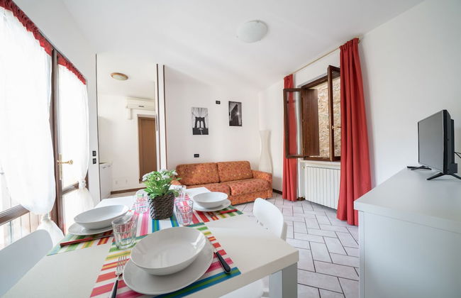 Bright Apartments Moniga - Castle Bells - Foto 5