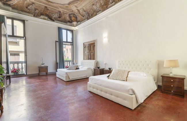 Venice Palace Tintoretto - Photo 49