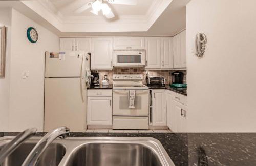 1042 PL Escape to Paradise Second Floor Condo - Foto 9