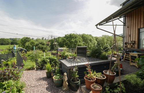 Hoarders Cottage - Foto 3