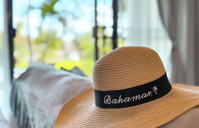 NEW Stunning Beachfront Condo at the Coral Beach - Foto 30