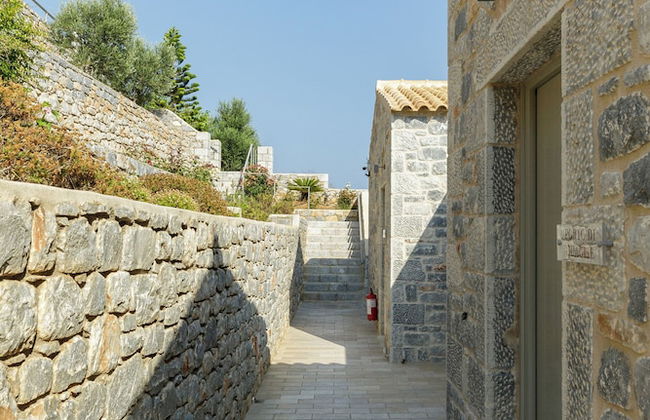 Trapela Limeni Luxury Suites - Foto 12