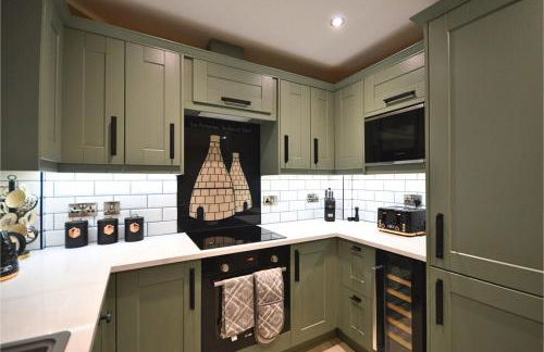 New Two Bedroom Suite - Walk to Trentham Gardens! - Foto 16