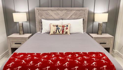 COZY LOON MOUNTAIN ESCAPE - Free shuttle, Pool, Hot tub, River&Mnt Views - Foto 2