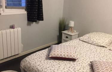 t3 au rez de jardin d une maison - Foto 6