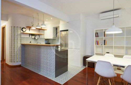 Nice apartment in Les Corts - Photo 2