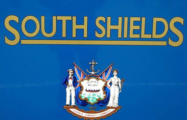 South Shield's Emerald 2 Bed Apartment - Photo 20