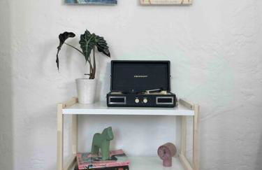 Huge Updated Spanish Apt - Steps to Beach & Bay! - Foto 10