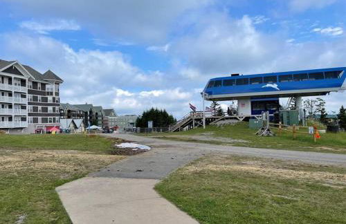 Stroll to Slopes, Village Area, Ski in-out MtLodge 237 - Foto 39