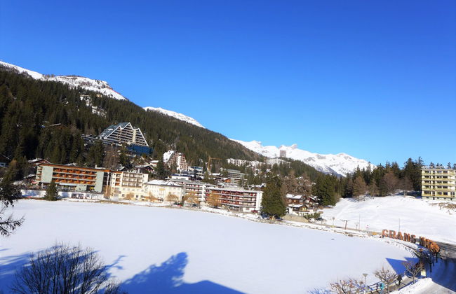 Jeanne D'Arc Apt. H-58 - Foto 40