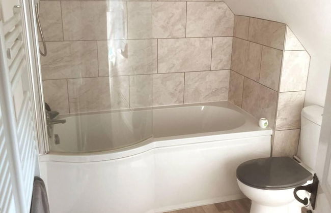 Charming and Modern 3 bed Cottage in Wansford - Foto 8