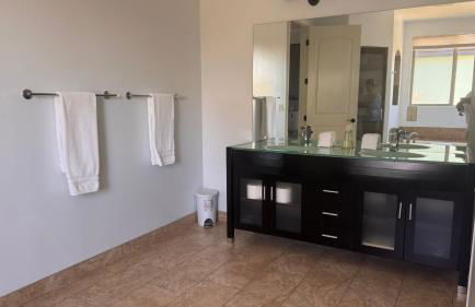 LA Dream Gem - Beautiful Home with Spa - Foto 41