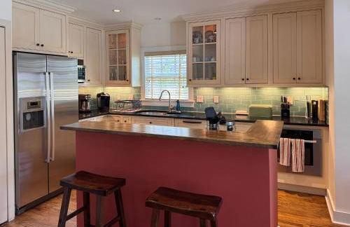 Palm Ridge House with Heated Pool and Cabana Near Beach - Foto 16