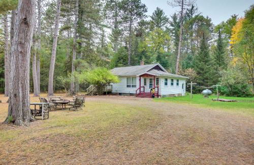 Peaceful Saint Germain Home with Fire Pit! - Photo 23