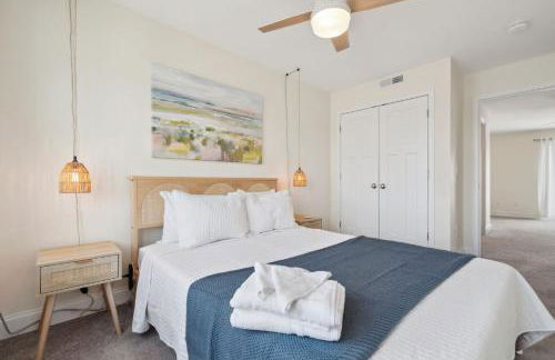 Ashworth Escape Balcony Steps to Beach AC - Foto 24