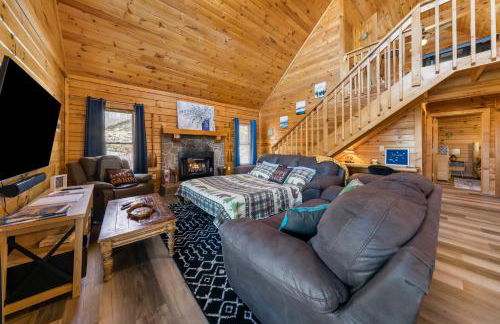 Serenity, A Rustic Log Cabin Retreat - Foto 24
