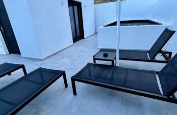 Nostos Suites Kamari - Foto 40