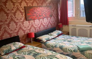 "Snooze Central" - City Centre Apartments above Victoria Centre Shopping Centre with full Kitchen in Milton Street - up to 4 Beds - most Central Location next to the Hilton Hotel - Outdoor Parking for Cars or Vans five pounds a day - Sunday 1pm Check-Out - Photo 72