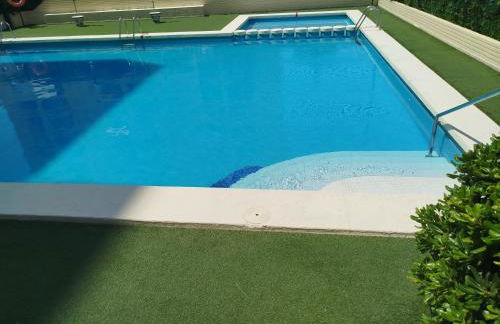 IDEAL FAMILIAS - Apartamento de 3 habitaciones completamente renovado - Foto 8