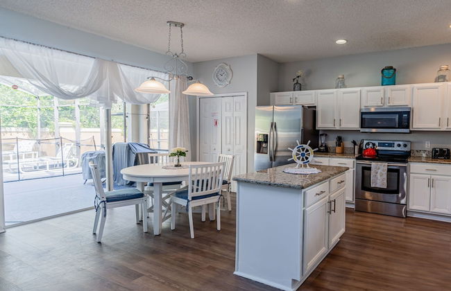 Themed Family Villa with Private Pool - Foto 22