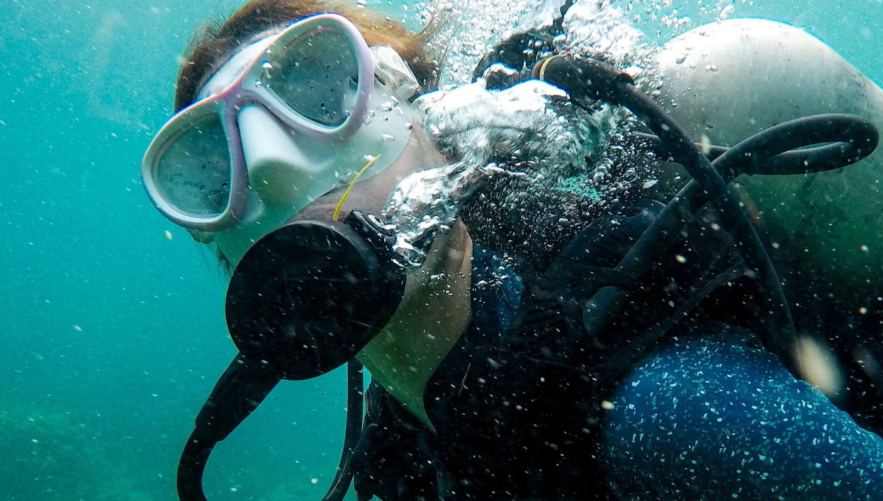 Diving in Laguna de la Media Luna
