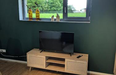 2 Bedroom Guest Apartment with Terrace - Foto 14