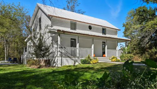 Relax in an upscale, renovated gem - Foto 5