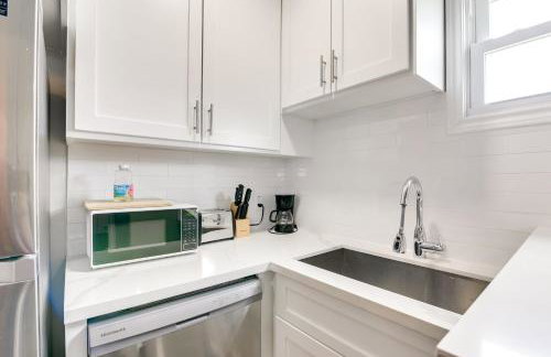 Rooftop Deck and Views! Pet-Friendly Galveston Home - Foto 17