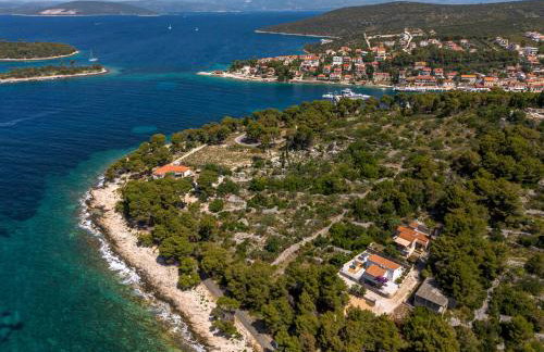 Villa Mala Smišna Poolside Paradise by the Sea - Photo 54