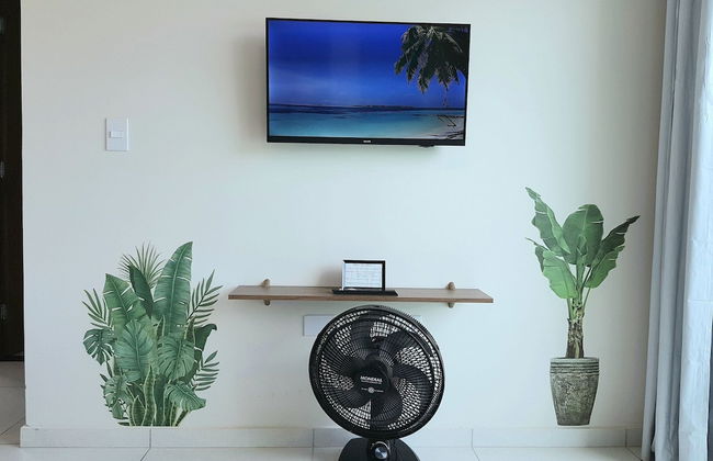 FLATS MAR'BELLA COM VARANDA, 100M PRAIA, PETFRIENDLY E ESTACIONAMENTO - Foto 33