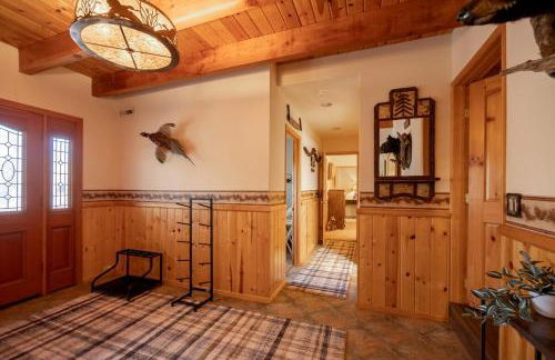 Ultimate Lakeview Lodge and ON THE LAKE! with a Hot-Tub! - Foto 4