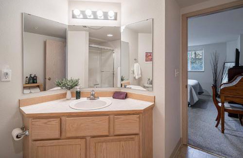 Condo in Chelan - Mountain Views - Foto 23