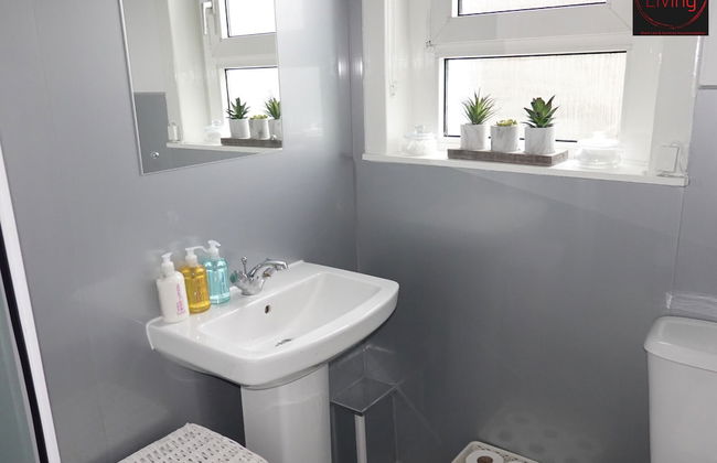 One Bedroom Apartment by Klass Living Serviced Accommodation Blantyre - Welsh Drive Apartment with Wifi - Foto 8