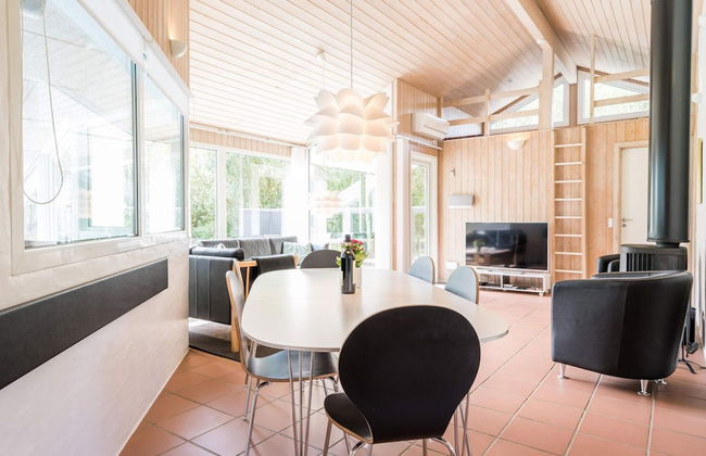 8 Person Holiday Home in Norre Nebel - Photo 27