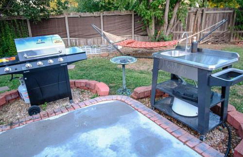 The Home Base McConnell AFB, Hot tub 3 bed 2 bath - Foto 7