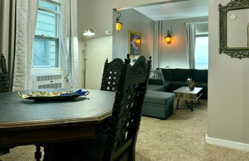 Whole House with Lake and Lift Bridge Overlook for 10 Guests - Foto 13