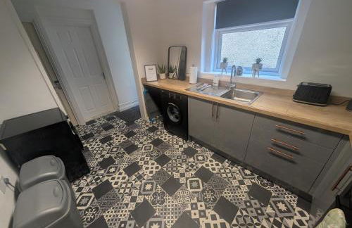 3BR Home Near Swansea City Centre - Foto 11