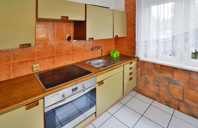 Spacious Cottage, Idyllic Right on the Lake, Spore - Photo 7