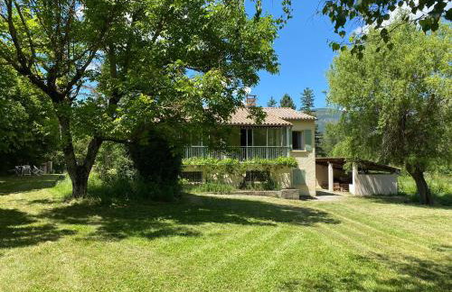 Magnifique maison dans un écrin de verdure - Idéal séjour en famille ou amis - Photo 2