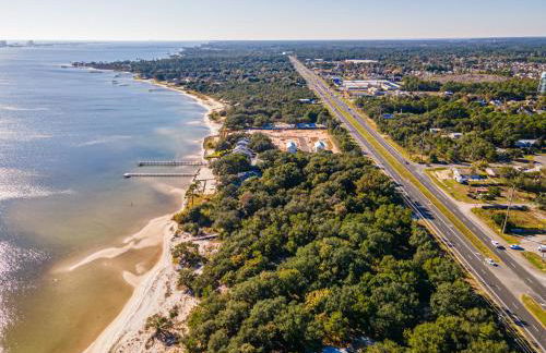 Nice 4-Bedroom home 15 mins from the beach - Foto 28