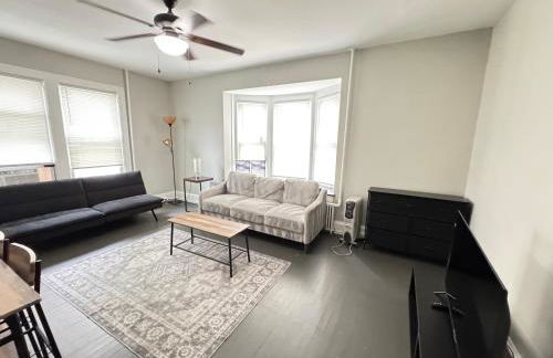 COZY Apartment in DC 2BR with Parking - Foto 15