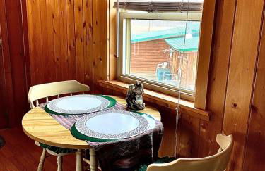 Romantic and Rustic Cabin Rental for Couples in Bitterroot Valley, Montana - Foto 15