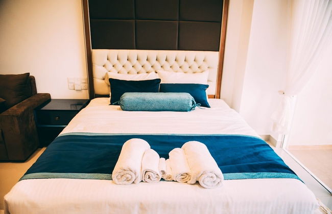 Ocean Breeze Condo - Photo 8