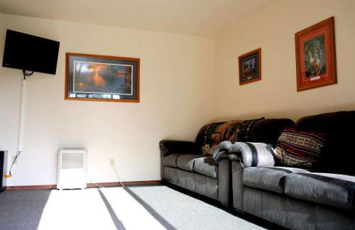 Lakefront Vacation Rental with a Deck and Hot Tub near Wisconsin Dells - Foto 24