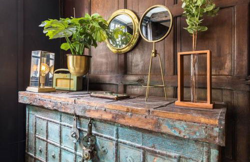 3 MASONS COURT The Oldest House in Stratford Upon Avon, Warwickshire. - Foto 9