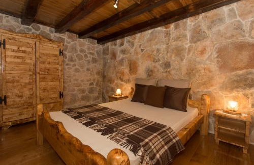 Stonehouse Marina - Estate With A Two Private Pools - Photo 23