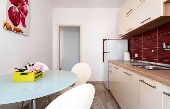 Simplistic Apartment in Rogoznica near Sea Beach - Foto 19